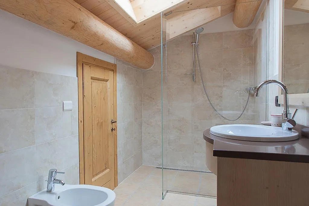 Ongar Relax Bed & Breakfast Bosco Chiesanuova 0*,